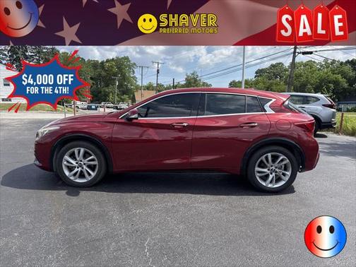 2017 INFINITI QX30 Luxury
