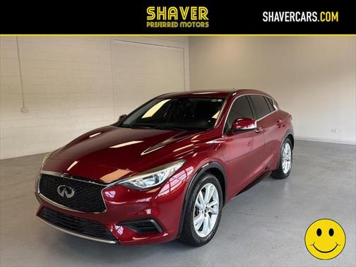 2017 INFINITI QX30 Luxury