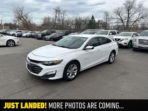 Summit White 2020 Chevrolet Malibu FWD LT