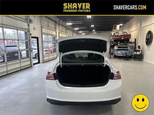 Summit White 2020 Chevrolet Malibu FWD LT