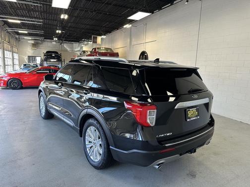 2020 Ford Explorer Limited