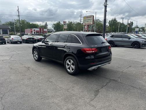 Black 2018 Mercedes-Benz GLC 300 4MATIC