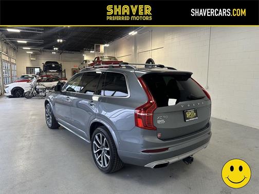 2019 Volvo XC90 T6 Momentum