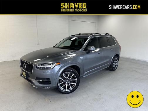 2019 Volvo XC90 T6 Momentum