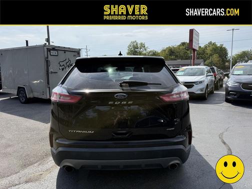 2022 Ford Edge Titanium