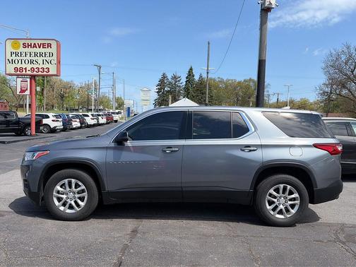 Satin Steel Metallic 2021 Chevrolet Traverse LS