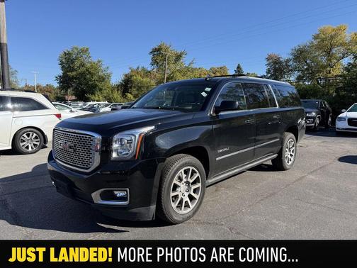 2017 GMC Yukon XL Denali