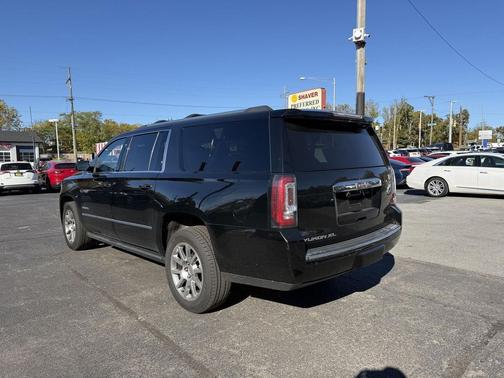 2017 GMC Yukon XL Denali