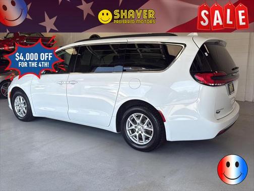 2022 Chrysler Pacifica Touring L
