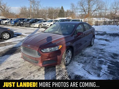 2014 Ford Fusion SE