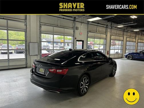 Mosaic Black Metallic 2022 Chevrolet Malibu FWD RS