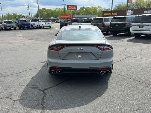 Ceramic Silver 2018 Kia Stinger GT