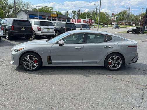Ceramic Silver 2018 Kia Stinger GT