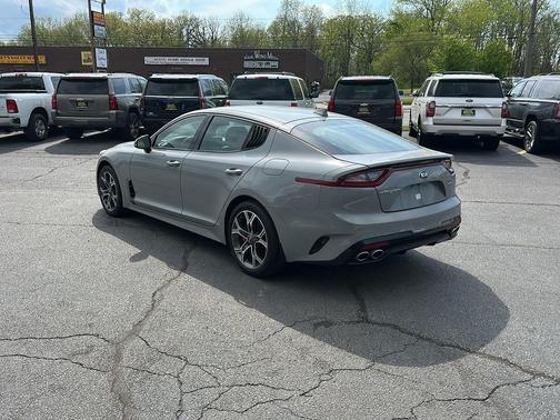 Ceramic Silver 2018 Kia Stinger GT