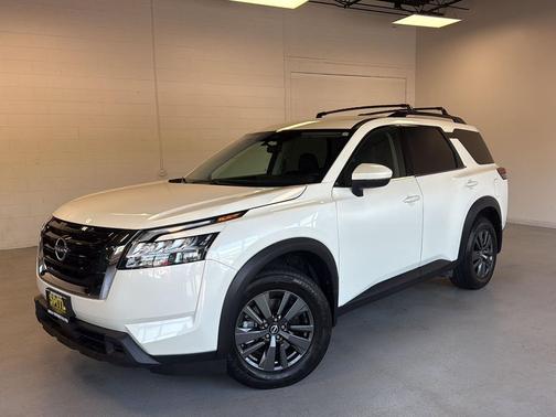 2022 Nissan Pathfinder SV 4WD