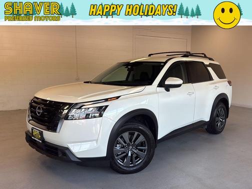2022 Nissan Pathfinder SV 4WD