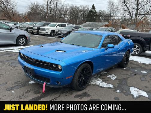 2016 Dodge Challenger SXT