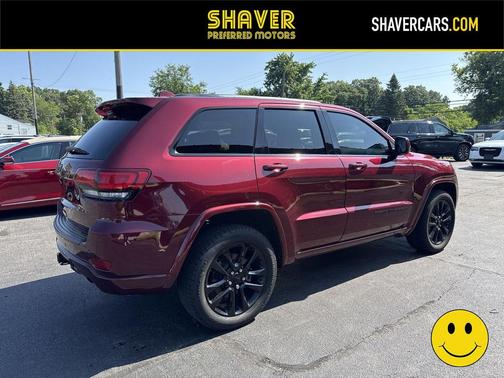 Velvet Red Pearlcoat 2021 Jeep Grand Cherokee Laredo