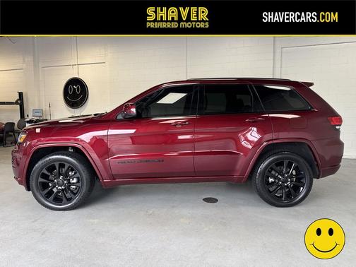 Velvet Red Pearlcoat 2021 Jeep Grand Cherokee Laredo