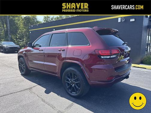 Velvet Red Pearlcoat 2021 Jeep Grand Cherokee Laredo