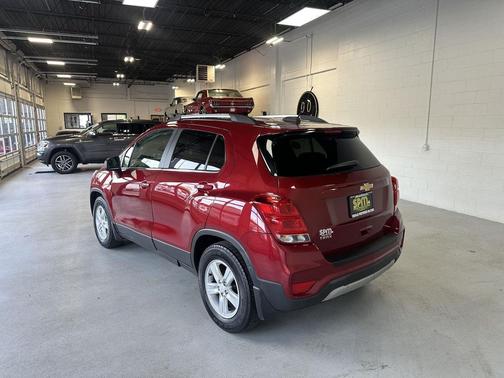 Cajun Red Tintcoat 2019 Chevrolet Trax LT
