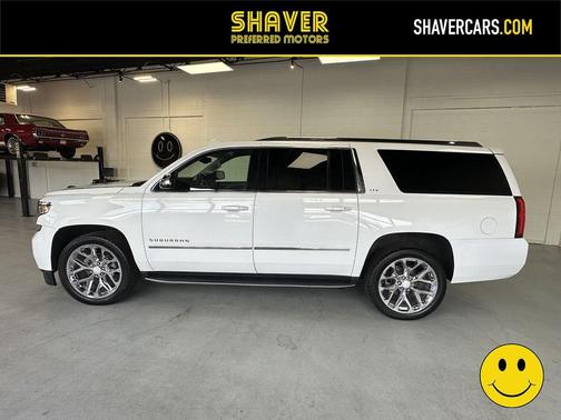 Summit White 2019 Chevrolet Suburban LT
