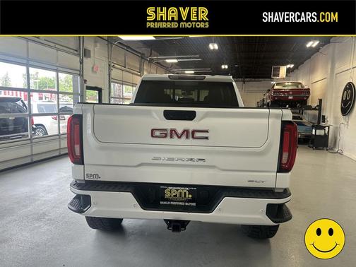 White Frost Tricoat 2020 GMC Sierra 1500 SLT