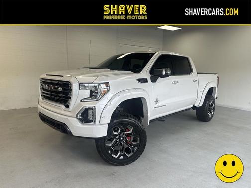White Frost Tricoat 2020 GMC Sierra 1500 SLT