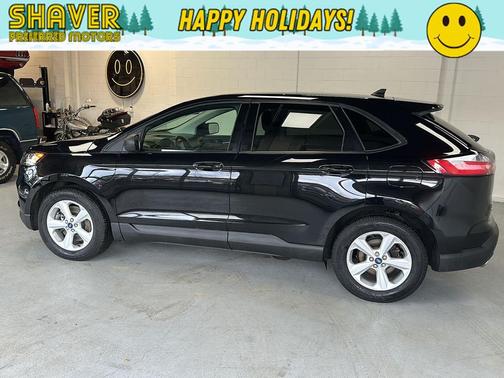 2020 Ford Edge SE