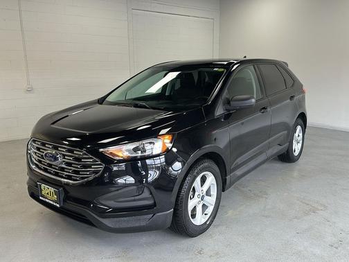 2020 Ford Edge SE