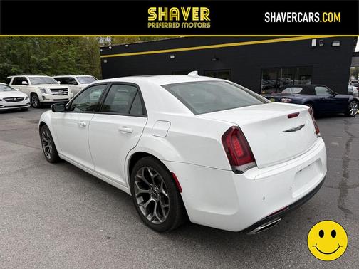 2018 Chrysler 300 S