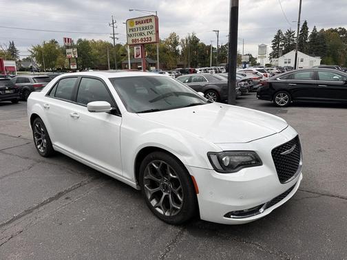 2018 Chrysler 300 S