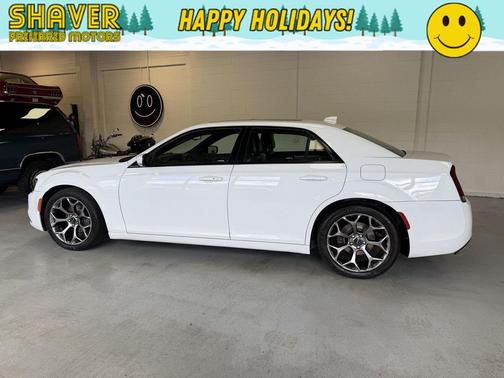 2018 Chrysler 300 S