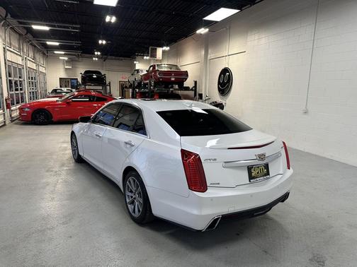 2018 Cadillac CTS 2.0L Turbo Luxury