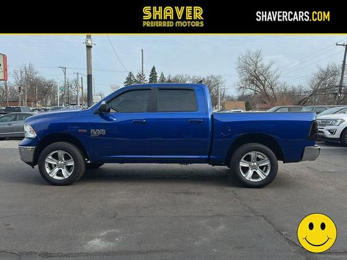 Blue Streak Pearlcoat 2019 RAM 1500 Big Horn