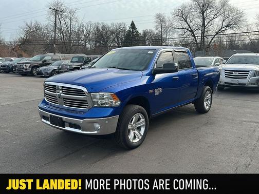 Blue Streak Pearlcoat 2019 RAM 1500 Big Horn