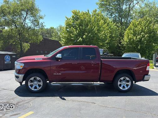 Delmonico Red Pearlcoat 2021 RAM 1500 Big Horn/Lone Star