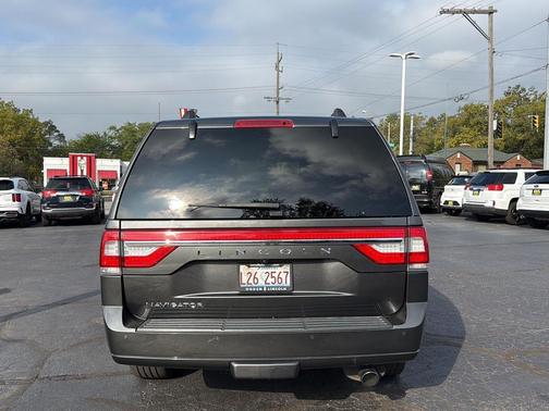 2017 Lincoln Navigator Select
