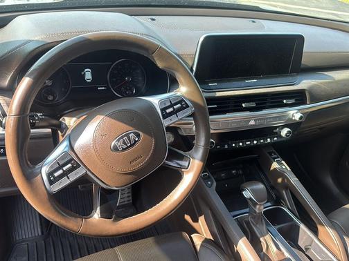 Ebony Black 2020 Kia Telluride SX