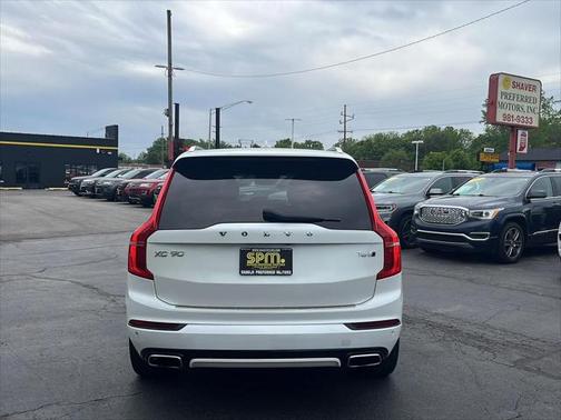 2017 Volvo XC90 T6 R-Design