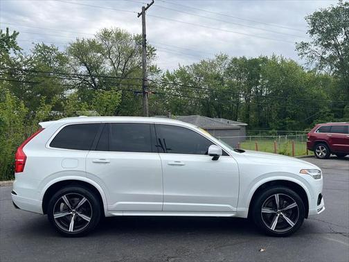 2017 Volvo XC90 T6 R-Design