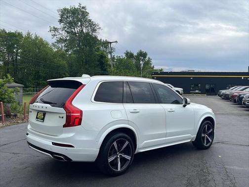 2017 Volvo XC90 T6 R-Design