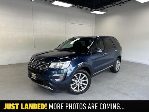 Blue Jeans Metallic 2017 Ford Explorer Limited
