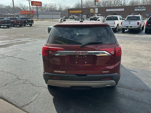 2017 GMC Acadia SLE-2
