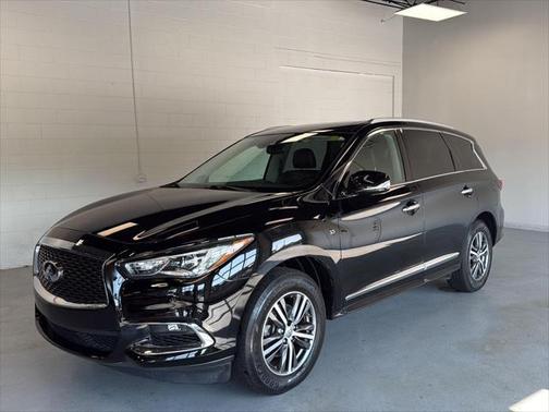2017 INFINITI QX60 Base