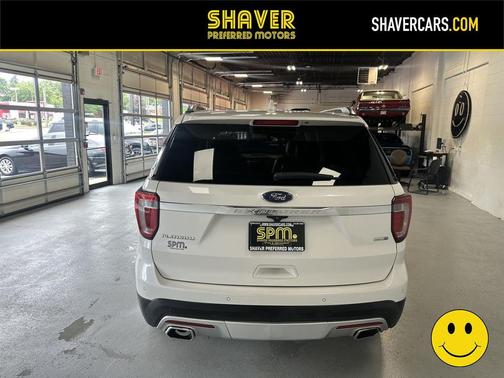 White Platinum Metallic Tri-Coat 2017 Ford Explorer Platinum