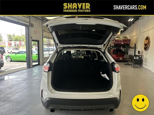 Oxford White 2020 Ford Edge SEL
