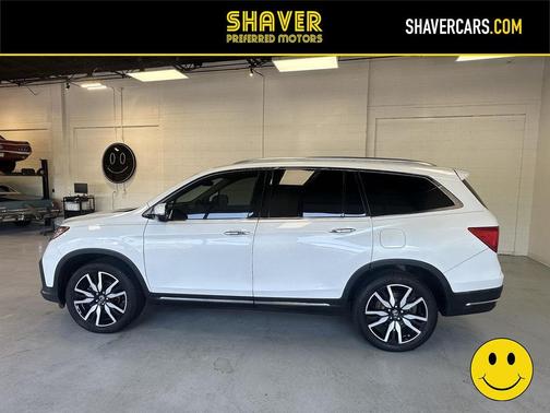 Platinum White Pearl 2021 Honda Pilot Touring 8-Passenger