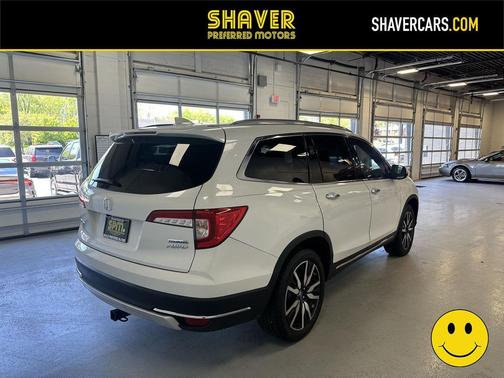 Platinum White Pearl 2021 Honda Pilot Touring 8-Passenger