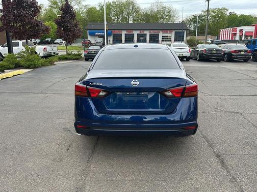 Deep Blue Pearl 2020 Nissan Altima S FWD